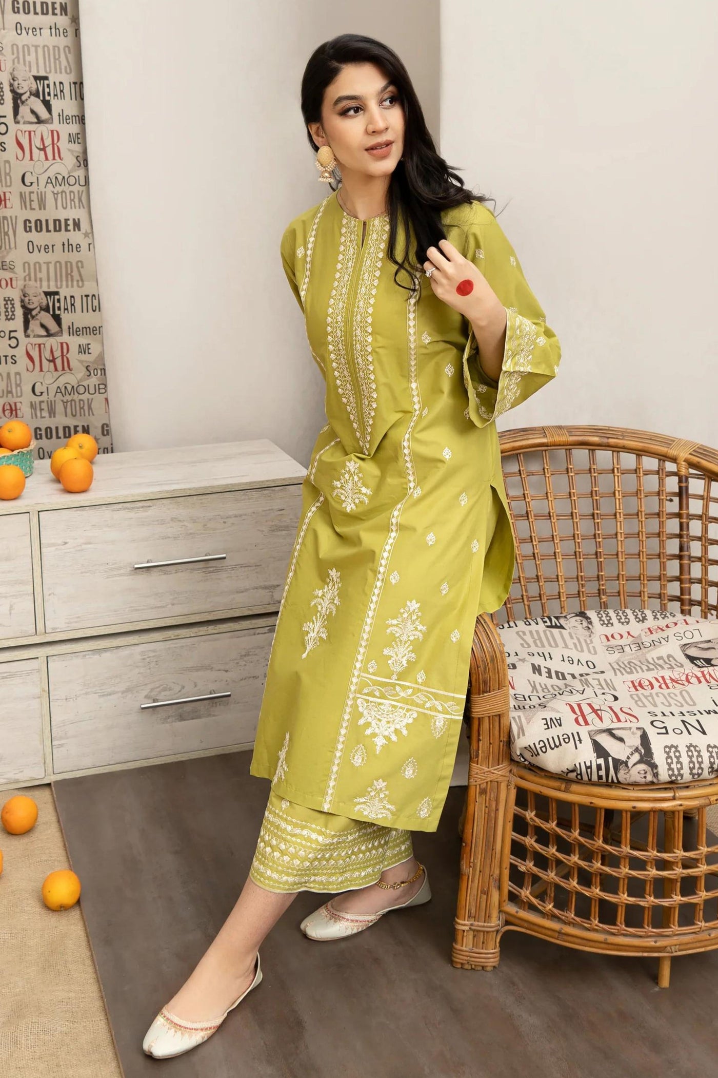 URGE - 3PC Dhanak LUXURY EMBROIDERED with printed shawl