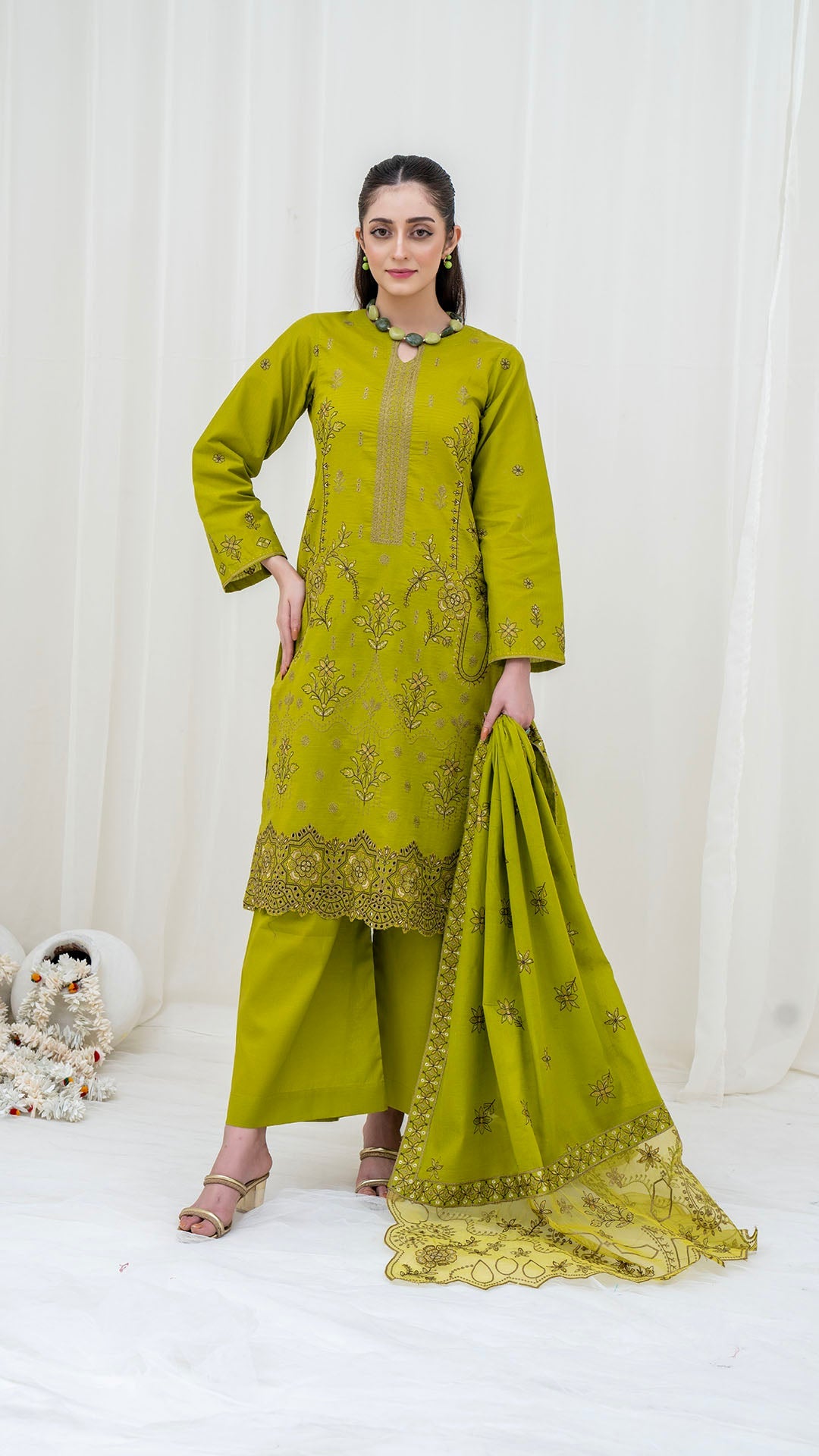 LEMON - 3PC LAWN EMBROIDERED SUIT WITH VOILE EMBROIDERED DUPATTA BY NAZAKAT